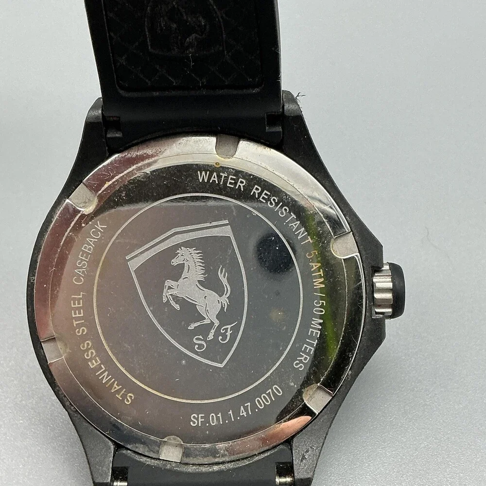 Scuderia Ferrari Mens Watch 42mm Black Dial Rubber Strap Date Logo New Battery